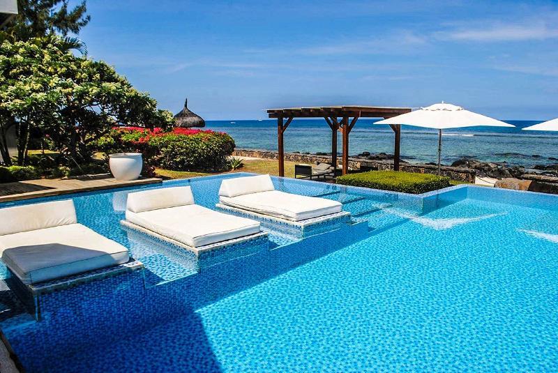 Leora Luxury Accommodation By Dream Escapes Tamarin Bagian luar foto