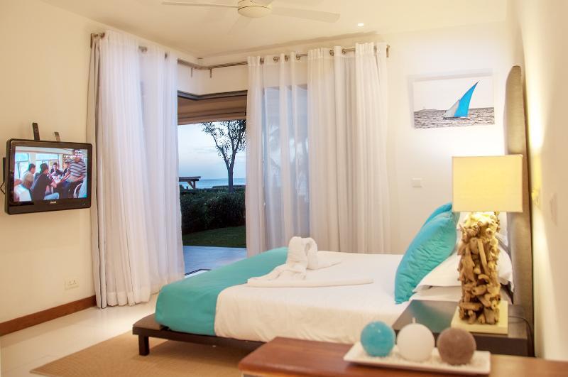 Leora Luxury Accommodation By Dream Escapes Tamarin Bagian luar foto