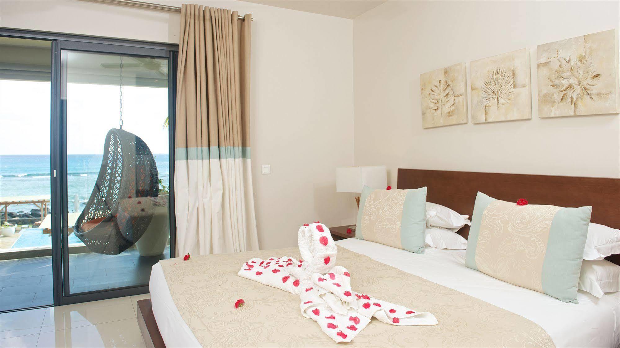 Leora Luxury Accommodation By Dream Escapes Tamarin Bagian luar foto